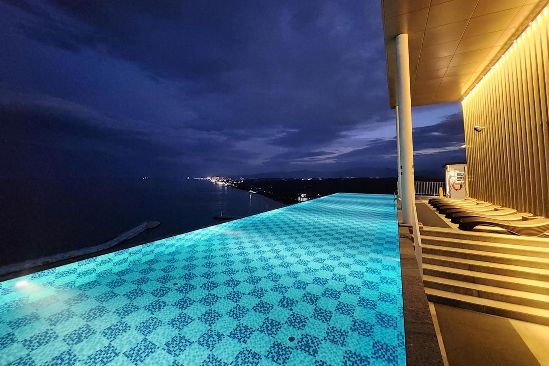 Gangneung Chonpines Ocean Suites Hotel Exteriör bild