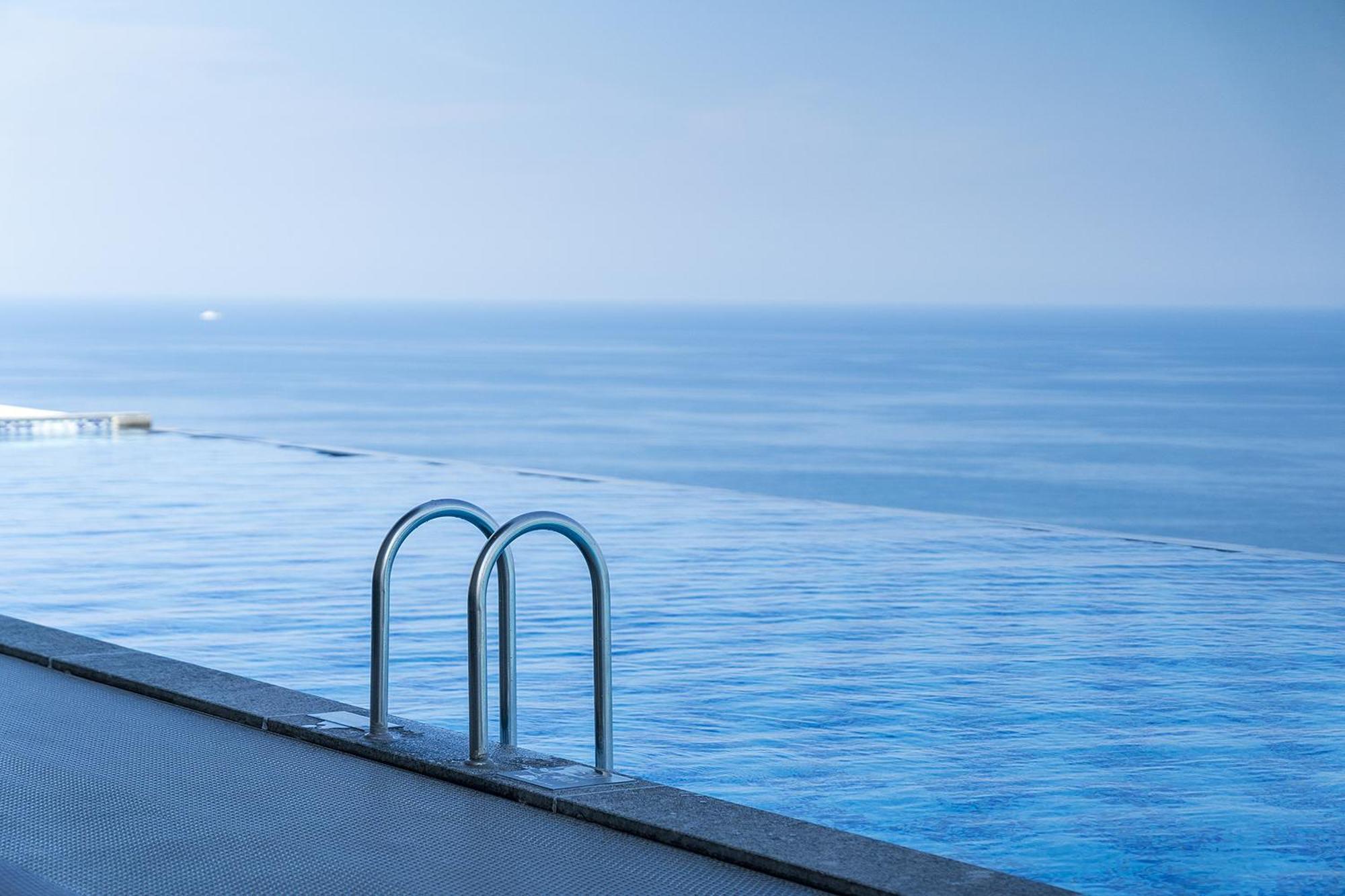 Gangneung Chonpines Ocean Suites Hotel Exteriör bild